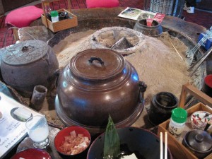 【福島県金山町】　玉梨とうふ茶屋　囲炉裏の雰囲気