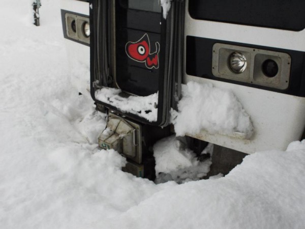 「雪に埋もれた719系」　（G1 NFD24mm）