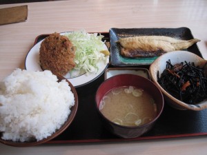徳次郎 食堂