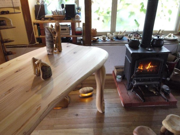 「高山木工房巡り　木のテーブルと薪ストーブと焼き物」 （G1 M.ZUIKO DIGITAL 14-42mm F3.5-5.6）
